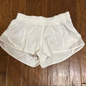 White lulu shorts size 4